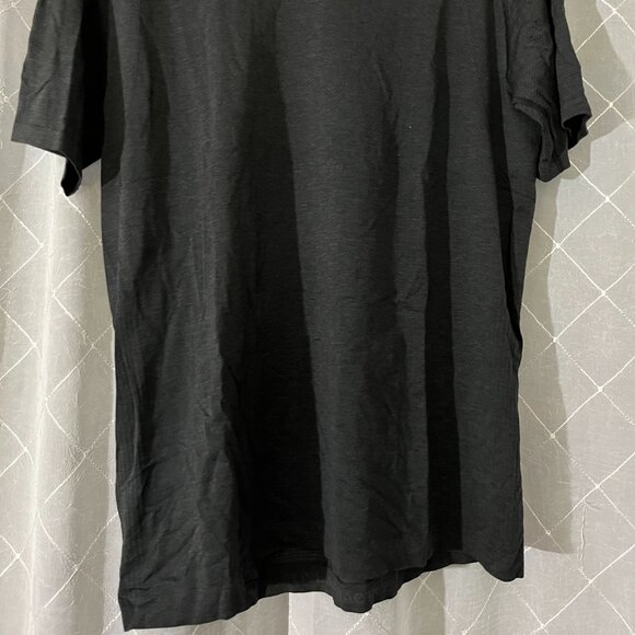 dark grey lululemon t-shirt size L - Picture 2 of 4